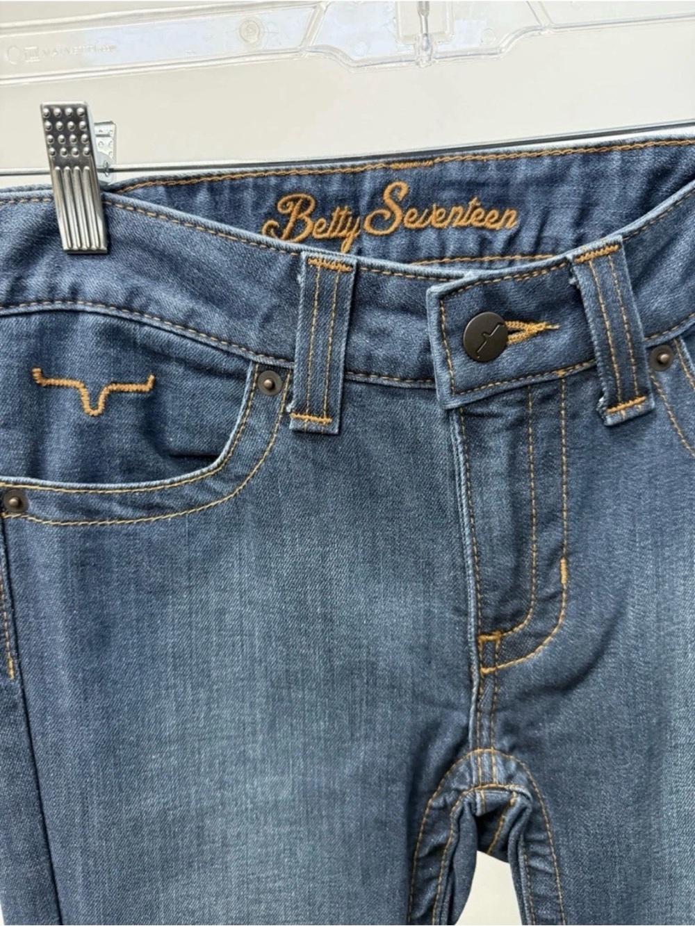 Kimes Ranch Betty Seventeen Blue Straight-Leg Women's Jeans - Picture 2 of 4
